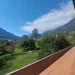 Bergblick Auf Bio-hof *